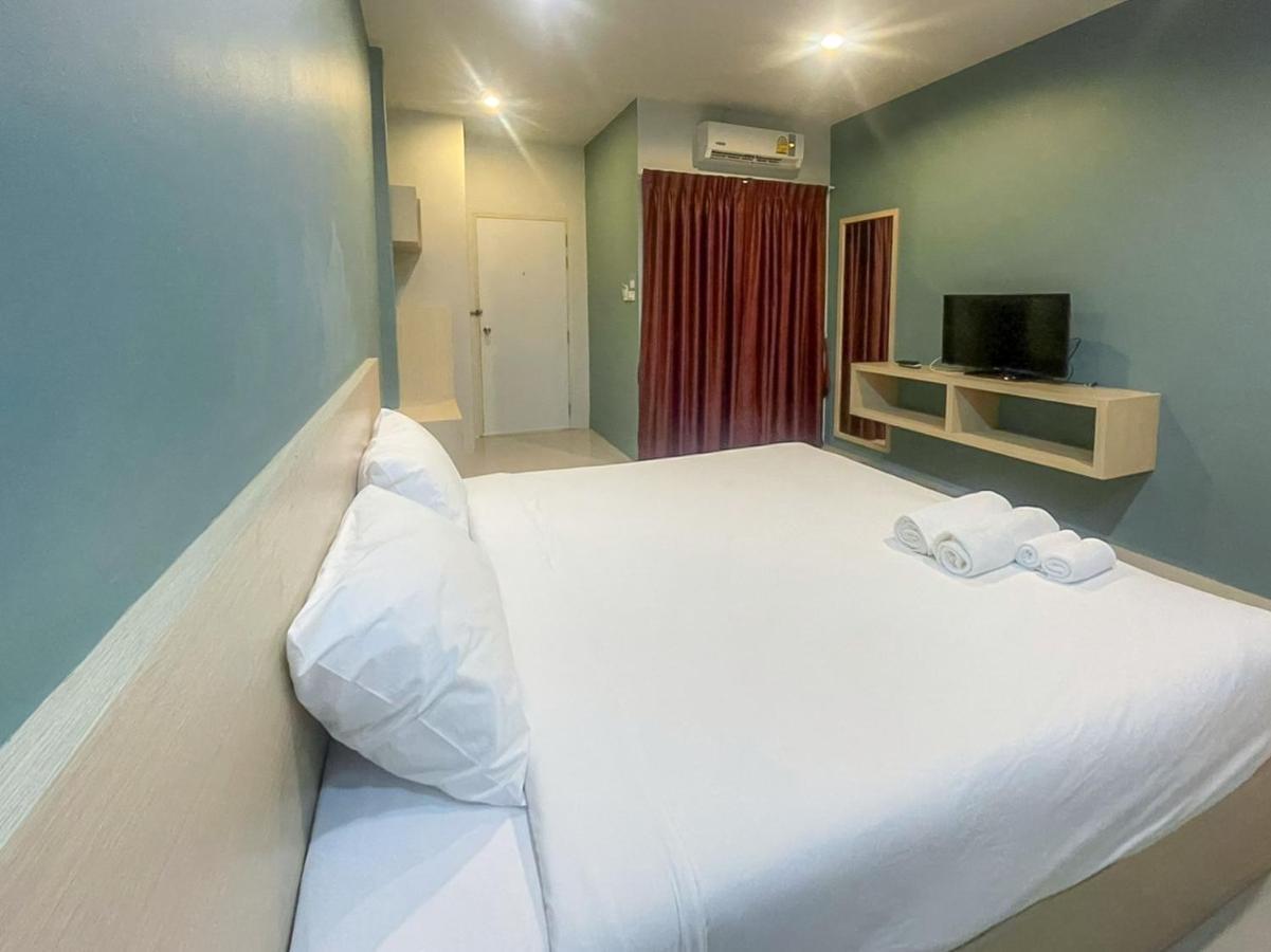 Hotel Hop On Phuket Ban Bo Han Habitación foto